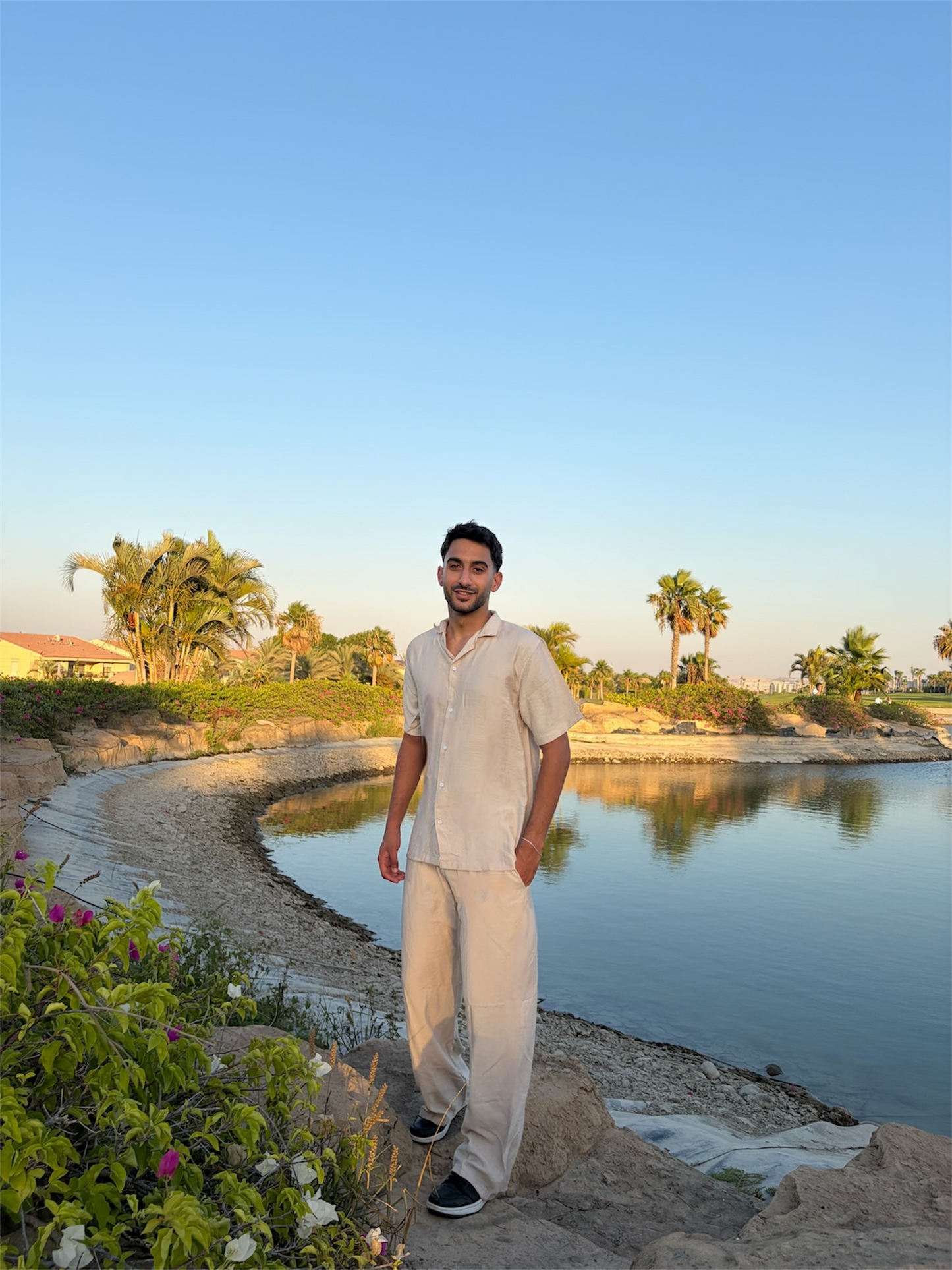 The Monaco Linen Set