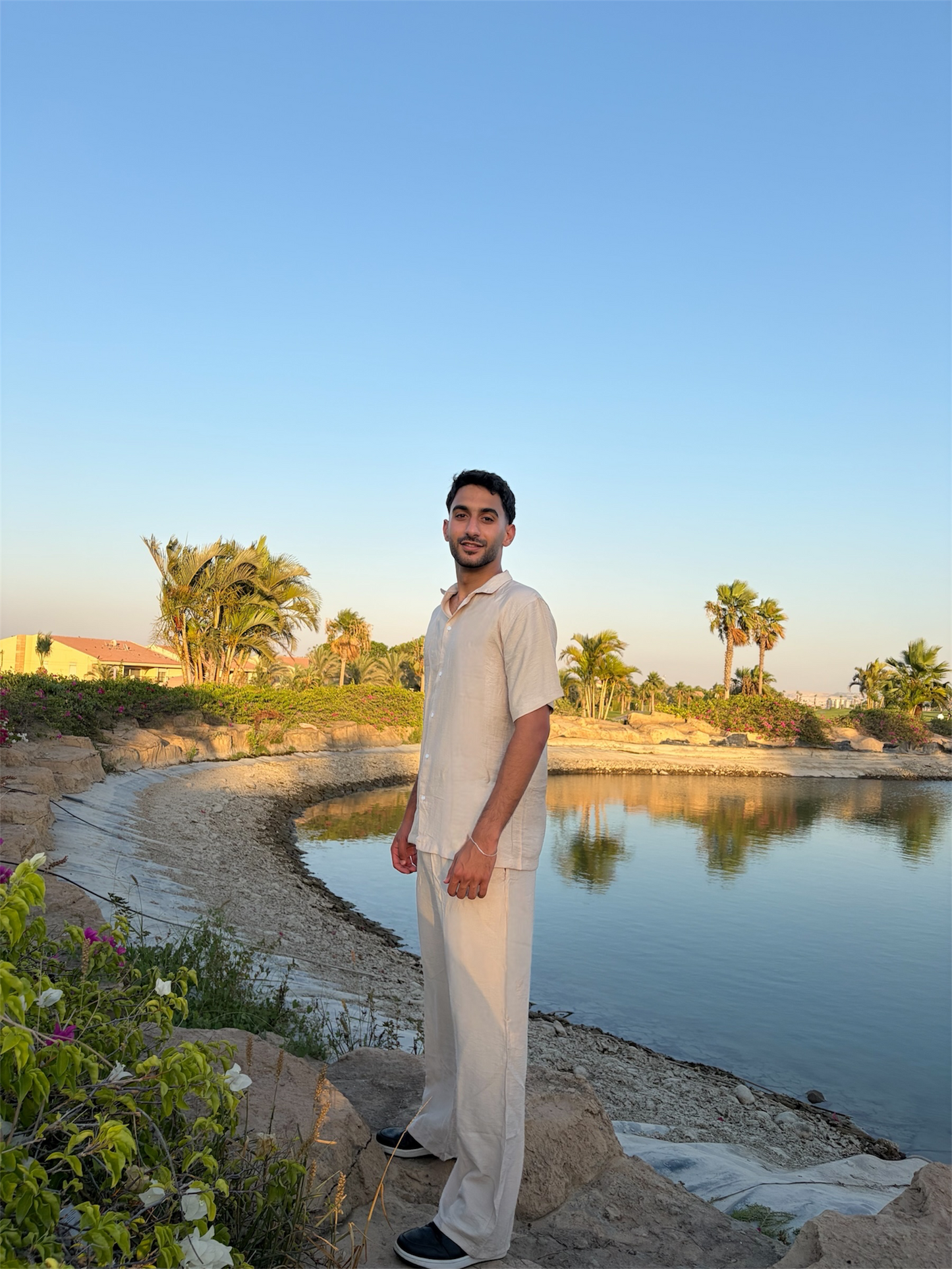The Monaco Linen Set