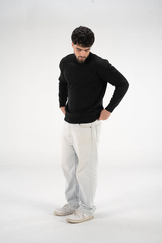 Black Round Knitted Crewneck