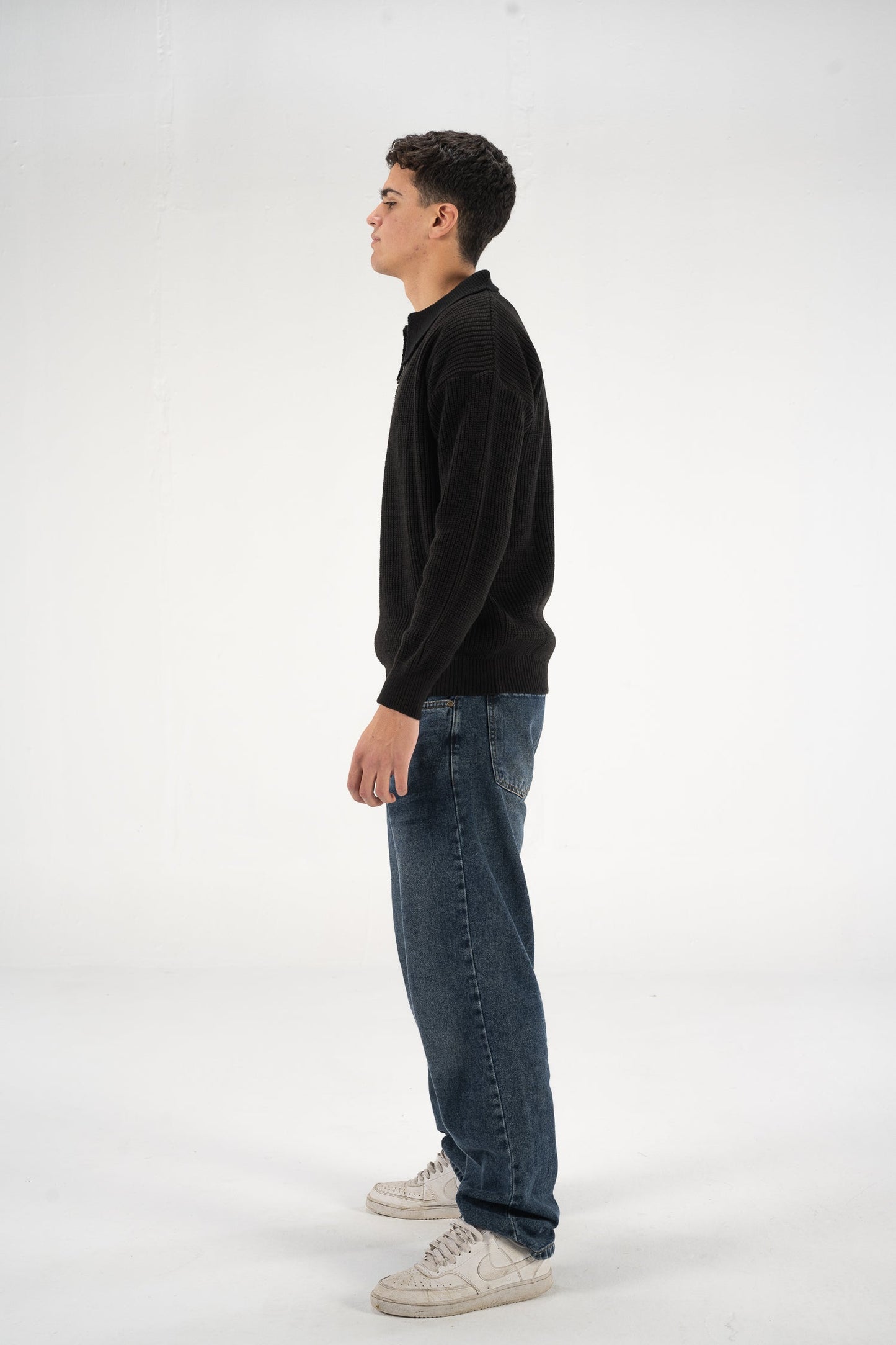 Black Knitted Zipper